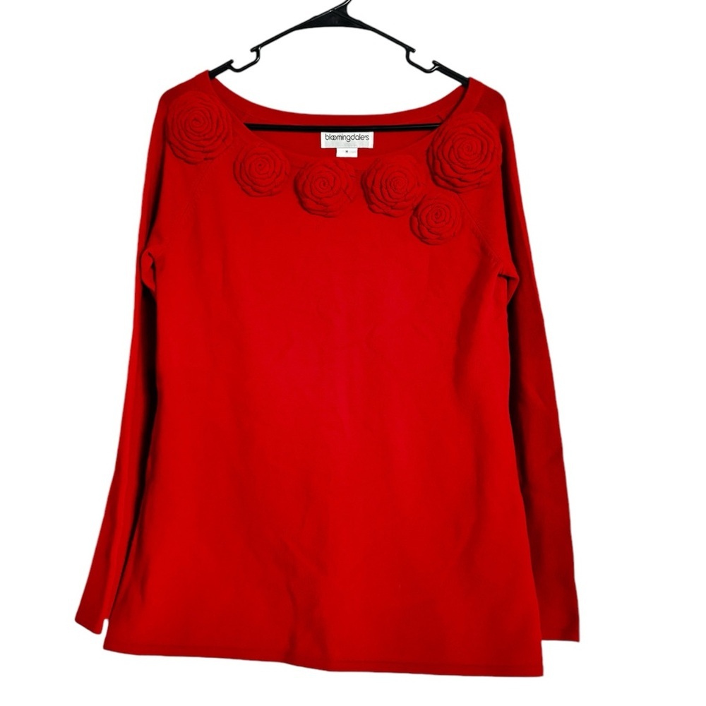 Bloomingdale’s red wool sweater size m women’s.
